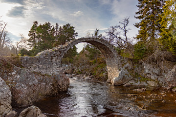 Fototapeta na wymiar Old Stone Bridge