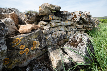 Vieux mur de pierres