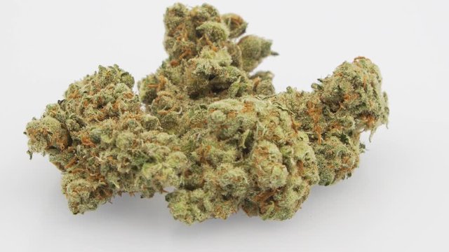 Looping 360 Degree Rotation of the Marijuana Strain, Jack Herer, 
Eighth Ounce, Center Screen, in 4K Ultra HD Resolution 3840 x 2160