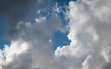 Obraz premium This is a capture of some clouds taken in Lebanon after a stormy weather and you can see the beautiful white and black layers 