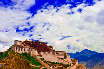 potala palace lhasa tibet china dalai lama