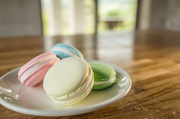 macarons on the table