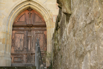 Historische Kirchentüre