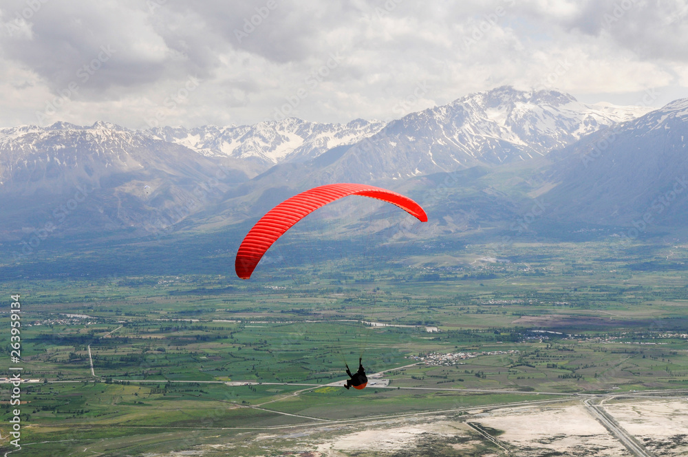 Wall mural paragliding.