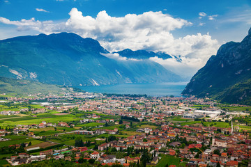 Fototapeta na wymiar the valley of Riva del Garda