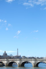 Obraz premium Seine River in Paris