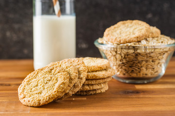 Crispy oatmeal cookies.