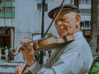 VIOLINISTA © carlos