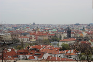 Fototapeta na wymiar Widok na Pragę
