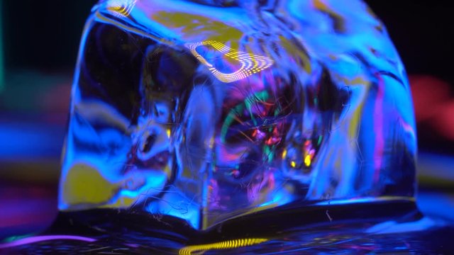 Holographic ice  