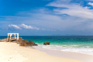 Fototapeta na wymiar Beautiful tropical sea and summer beach holiday in Maiton island, Phuket, Thailand.