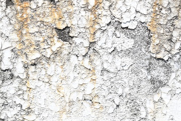 コンクリート壁の塗装の剥がれ