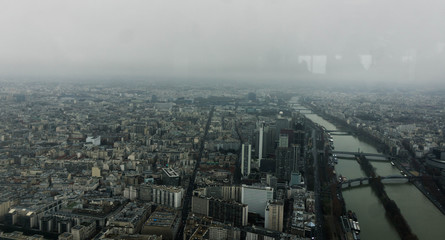 Fototapeta premium Paris seen from the eiffel tower