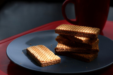 Chocolate wafers and coffee