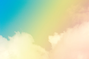 A soft fog cloud background whith a pastel colored orenge to blue gradient