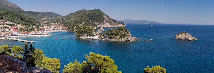 Obraz premium Parga city view (region of Epirus, Greece)