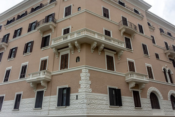 Fototapeta premium Italy, Bari, view of a modern building in the city center.