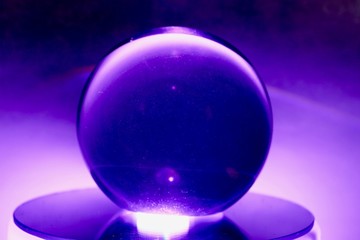 ガラス玉 / 光の変化