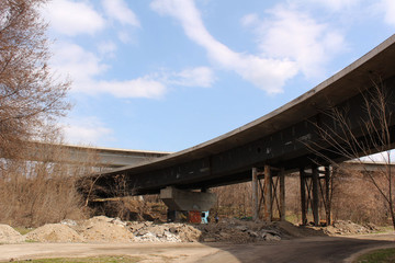 Fototapeta na wymiar Bridges. Unfinished bridges. Unfinished bridge in the city of Zaporozhye. April 2019..