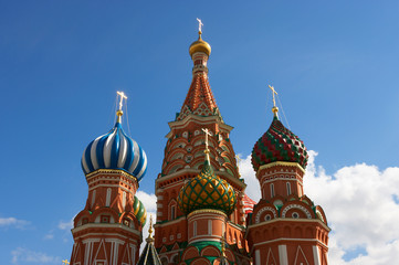 Fototapeta na wymiar SAINT BASILS CATHEDRAL RED SQUARE MOSCOW