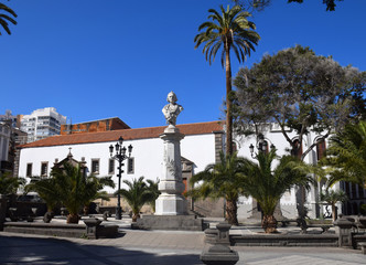 Alameda de Col&oacute;n park in las palmas de gran canaria