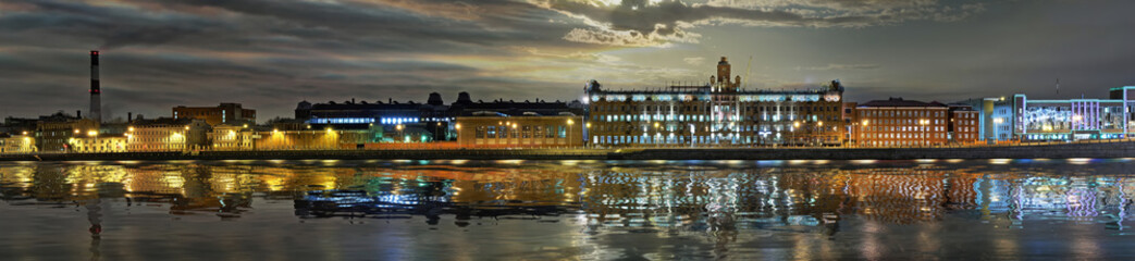 Fototapeta na wymiar Large-format panorama of Sinopskaya embankment in St. Petersburg