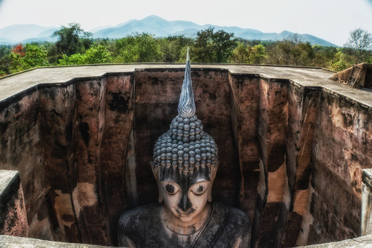 Huge Sukhothai stucco Buddha image