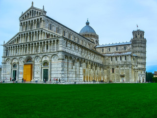 Fototapeta premium piazza dei miracoli di pisa