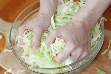 Pressing cabbage
