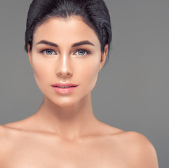Natural makeup woman healthy skin beauty model