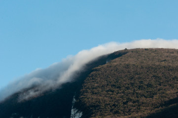 the mountin and clouds