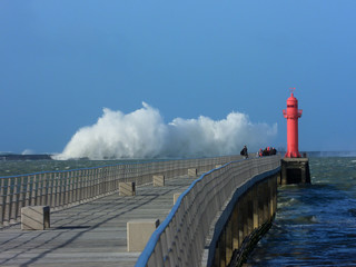 tempête phare boulogne sur mer