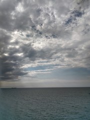 Obraz premium Cielo en el mar caribe