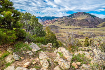 Beautiful Spring Hike Up Dakota Ridge in Denver, Colorado