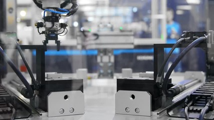 Automatic robot arm working in industrial environment