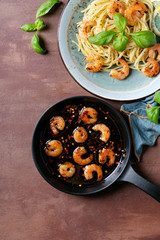 Fried shrimp prawns Italian spaghetti pasta