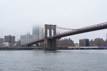 Fototapeta na wymiar Manhattan bridge, New York City