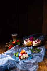 beautiful and tasty cheesecake without baking with strawberries