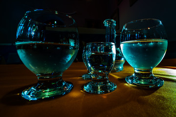 Glass glasses and wine glasses on the table in the restaurant.