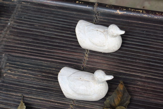 petits canards en bois