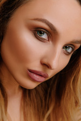 Obraz premium Woman with Beautiful Evening Makeup& Luxury Salon Style. Sexy Lips and Eyes