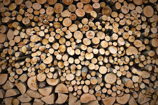 textural image of firewood pieces