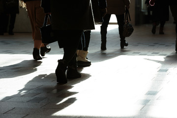 Obraz premium 人・足元のシルエット