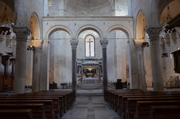 Fototapeta premium Bari, Italy 10.01.2015: The Basilica of Saint Nicholas,in Bari 