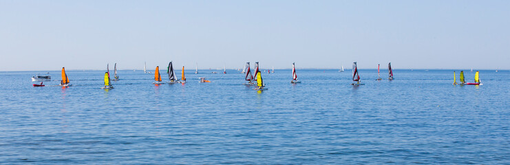 Régate de dériveurs par temps calme