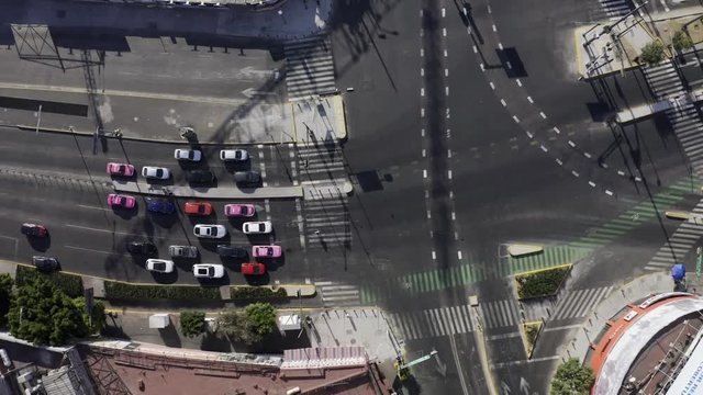 DRONE FLIGHT OVER BUILDINGS AND SKYSCRAPERS. CIRCUITO INTERIOR AVENUE. MEXICO CITY.