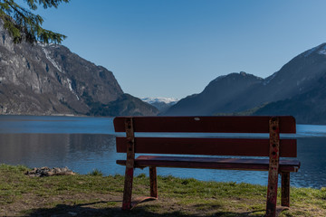 Naklejka na ściany i meble bench in front of lake