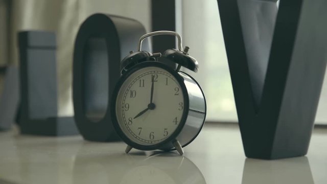 Золотые часы настенные картинки. Уличные часы на фасаде частного дома. Over clock. Настенные часы обои на белом фоне. The elegant clock.