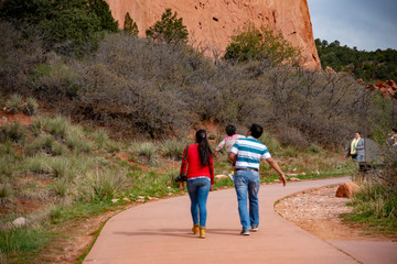 Family hiking in Garden of the Gods Colorado Springs