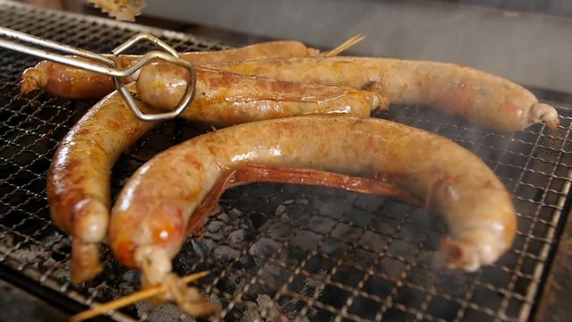 SAI AUA NOTRHERN THAI SPICY SAUSAGE